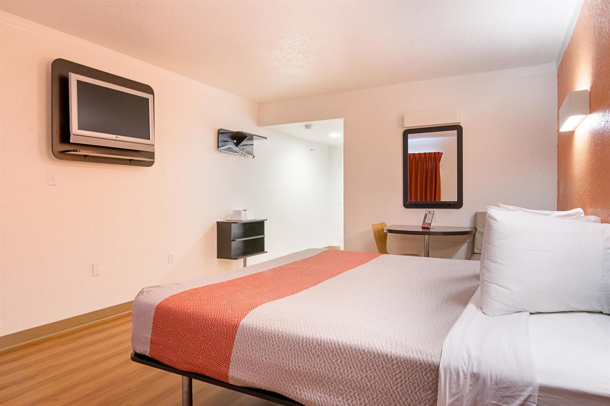 Motel 6-Tampa, Fl - Fairgrounds Heartland Esterno foto