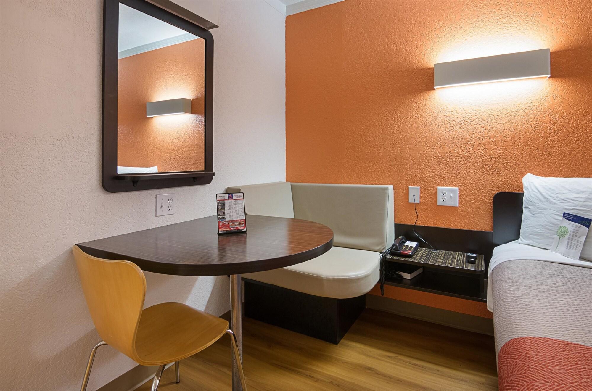 Motel 6-Tampa, Fl - Fairgrounds Heartland Esterno foto